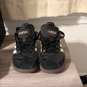 Black SAMBA Adidas